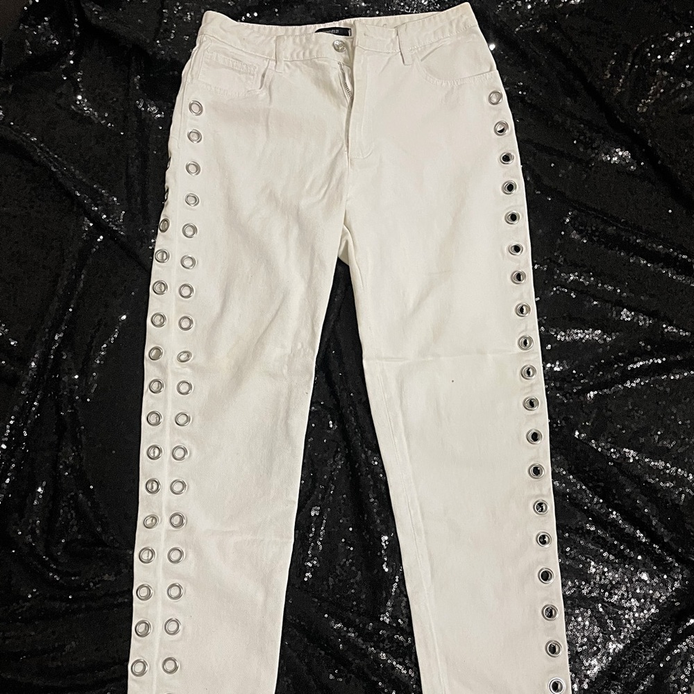 Forever 21 O-Ring High Waisted Jeans